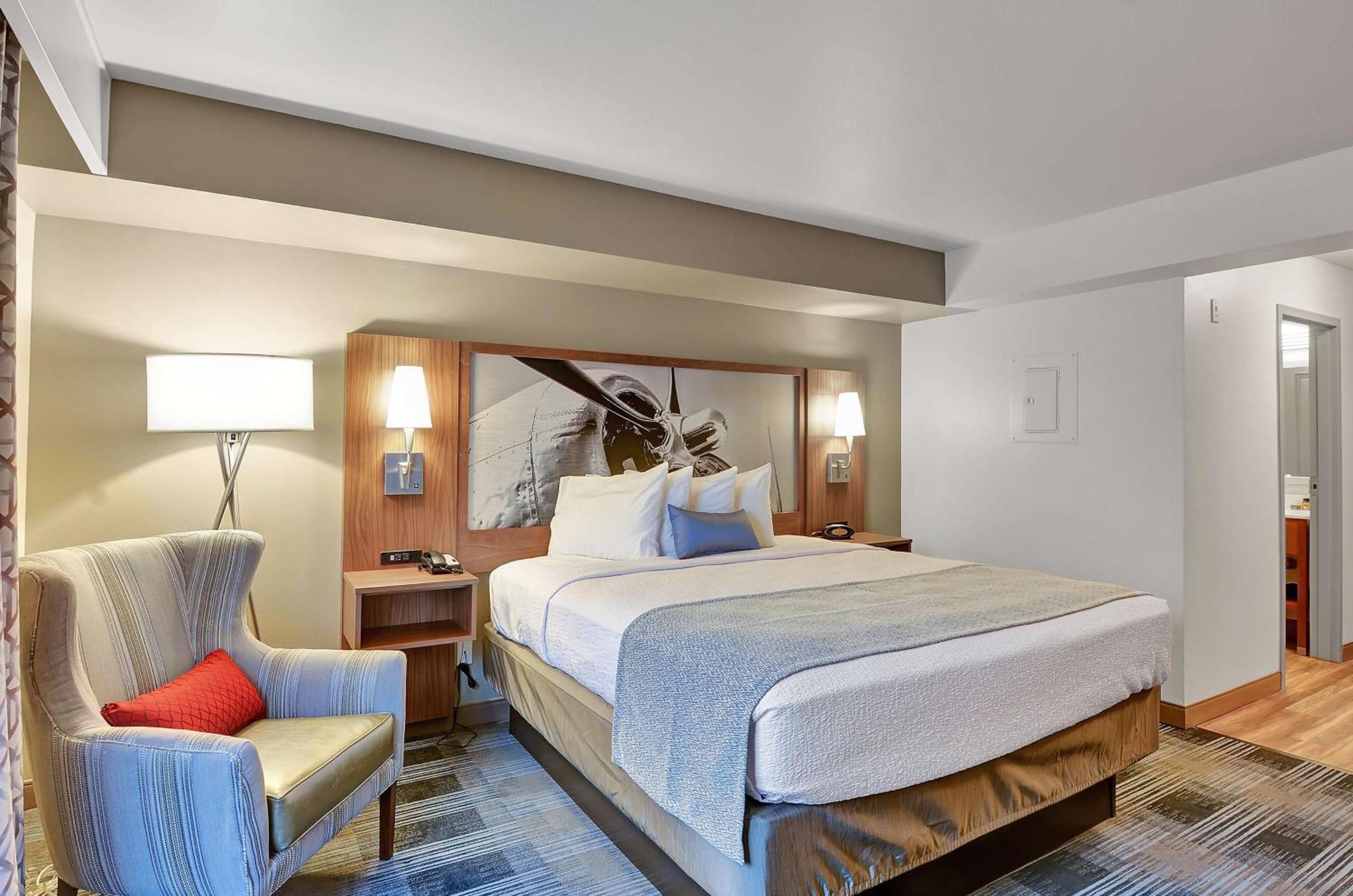 Executive Residency By Best Western Navigator Inn & Suites Everett Exteriér fotografie