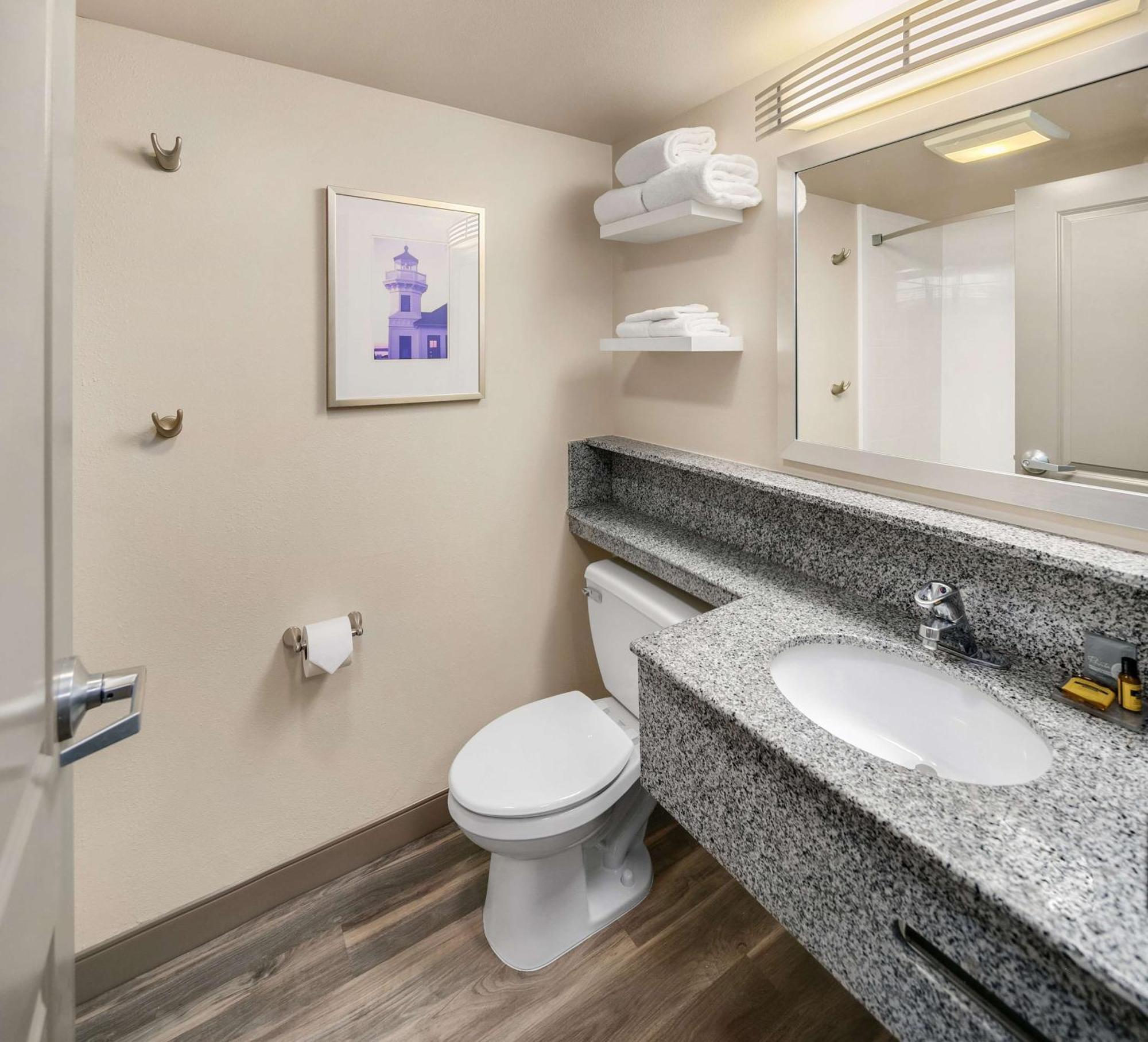 Executive Residency By Best Western Navigator Inn & Suites Everett Exteriér fotografie