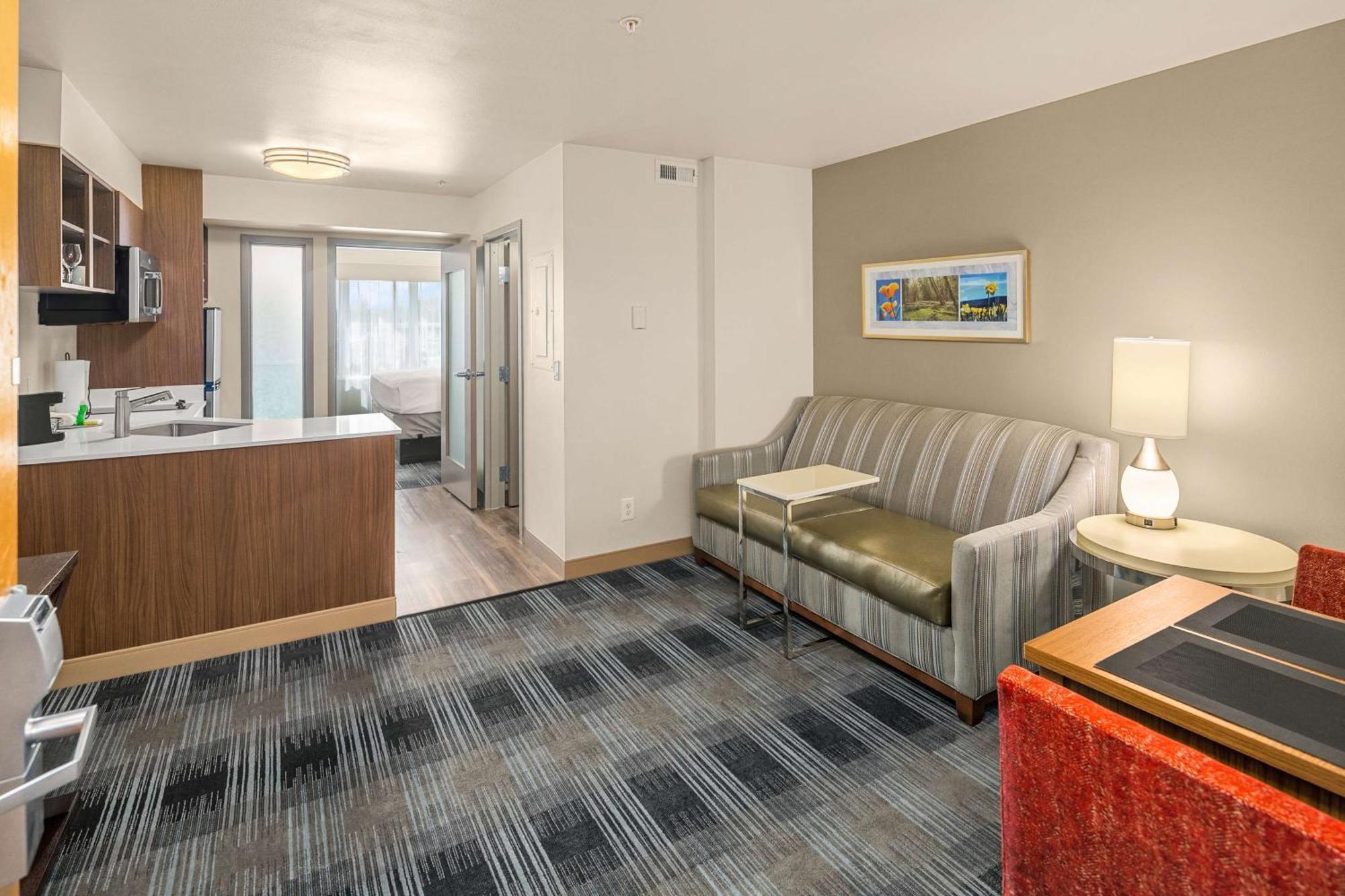 Executive Residency By Best Western Navigator Inn & Suites Everett Exteriér fotografie