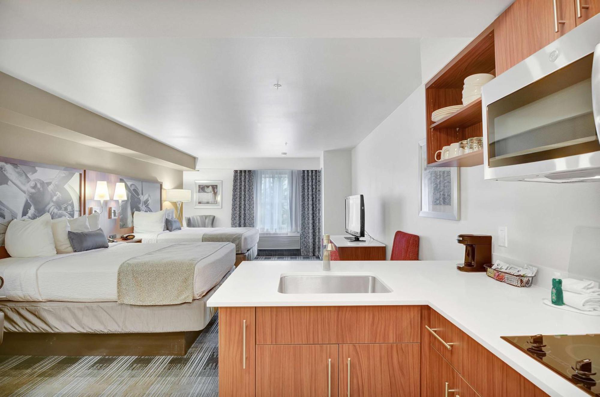 Executive Residency By Best Western Navigator Inn & Suites Everett Exteriér fotografie